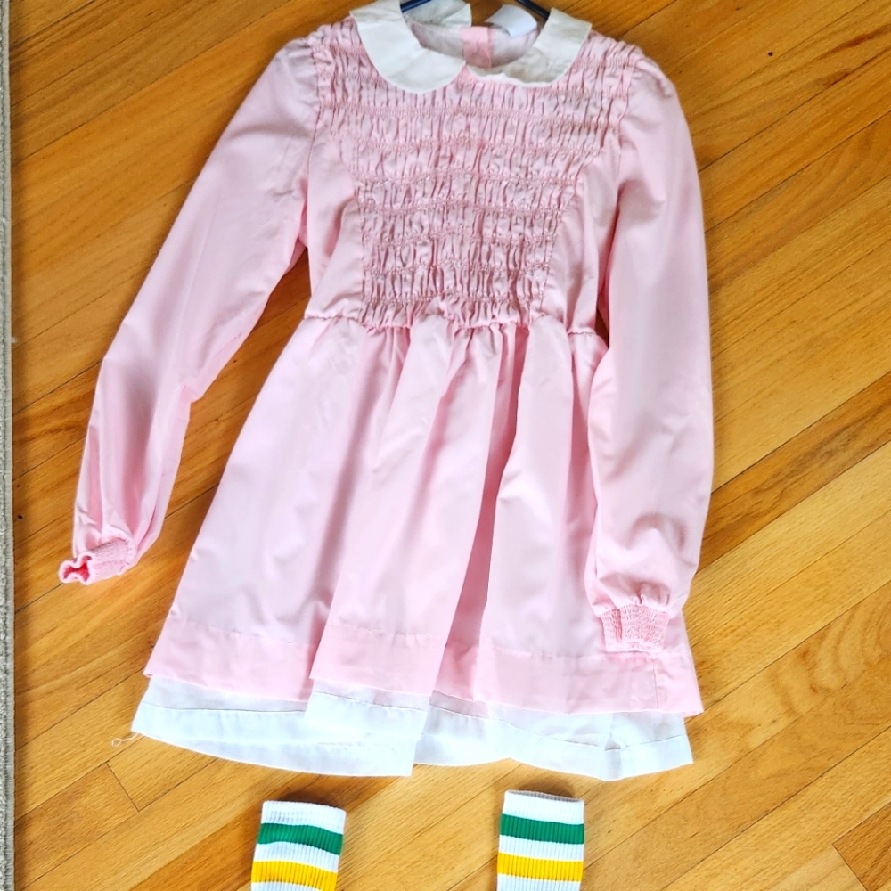 Stranger Things Eleven 11 Pink Dress & Socks Ex Cond Women's Small Halloween